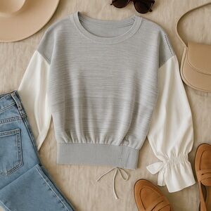 Women’s Gray crewneck knit top with accent sleeves size small